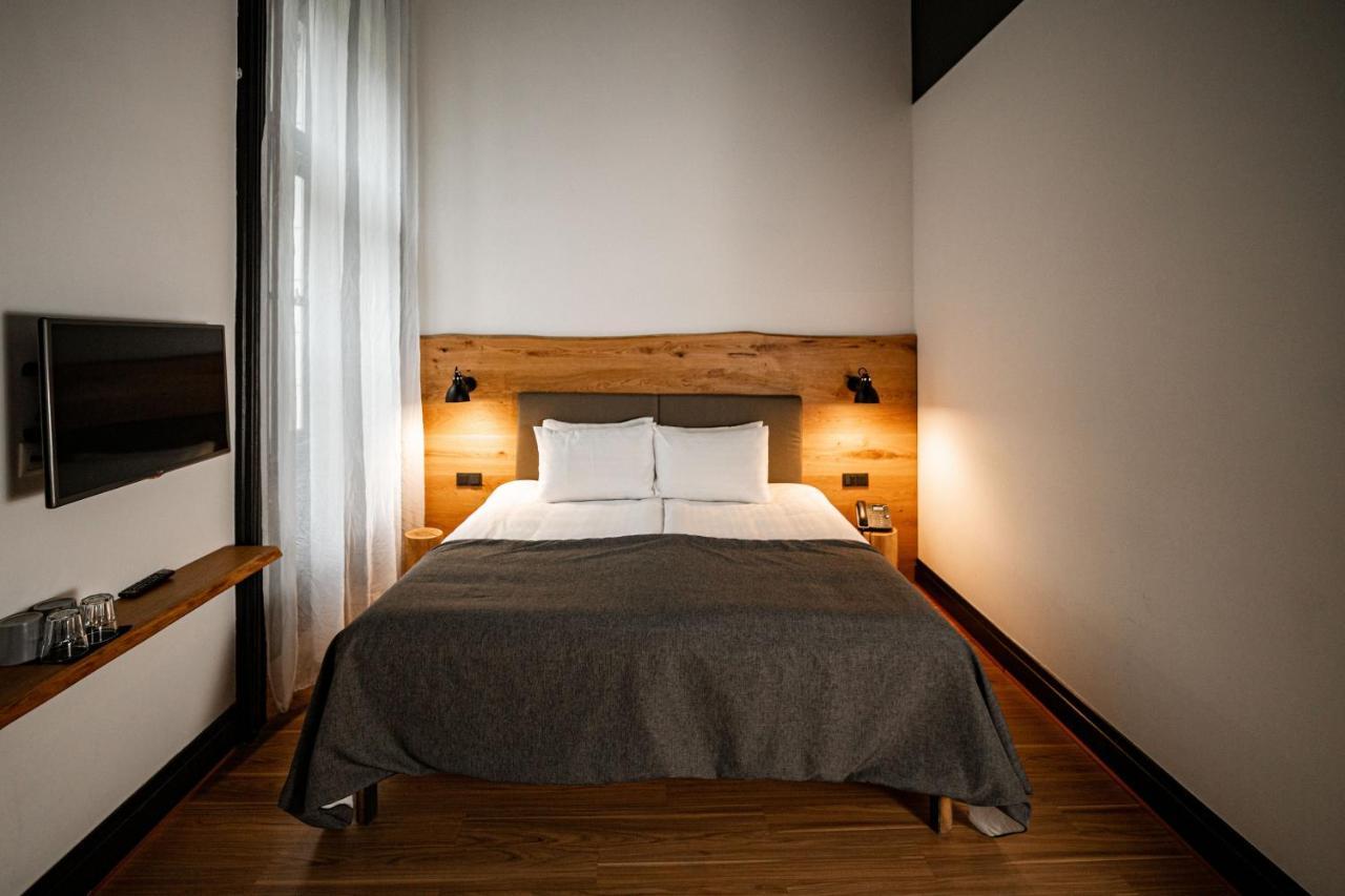 Hotel Rum Budapest Luaran gambar