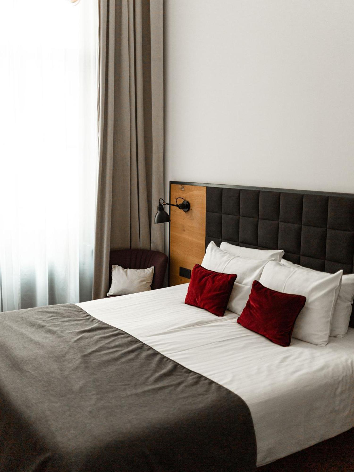Hotel Rum Budapest Luaran gambar